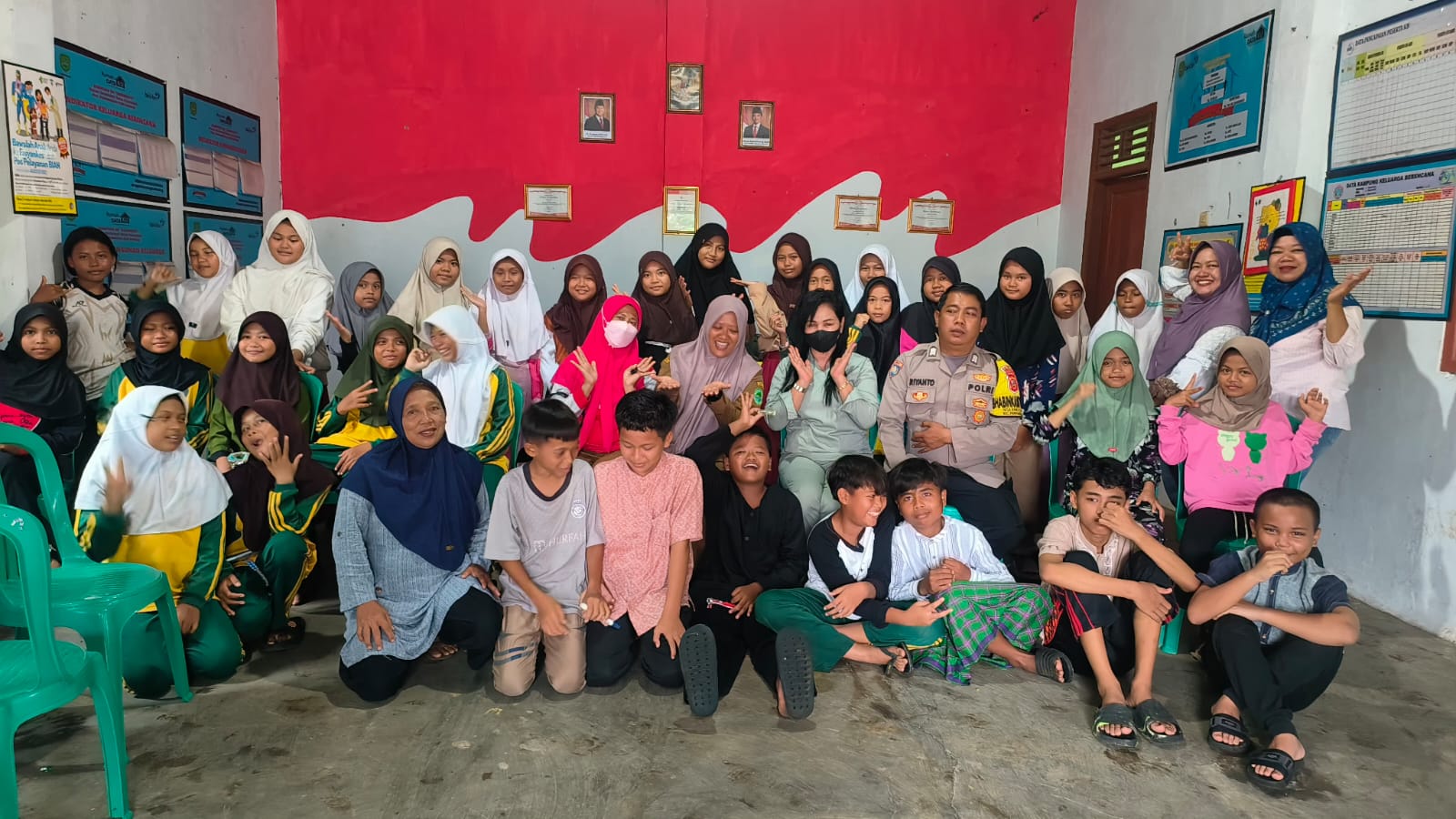 Keren! Bhabinkamtibmas Desa Rancasari Pamanukan Jadi Narasumber Sosialisasi Bulliying di Posyandu Teratai